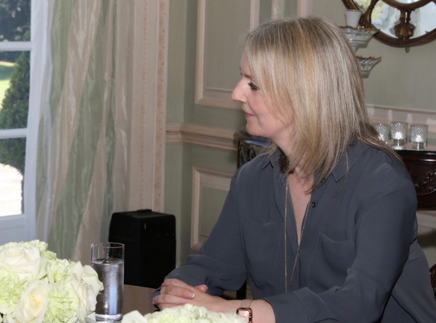 Photo: Office of U.S. Ambassador to U.K.